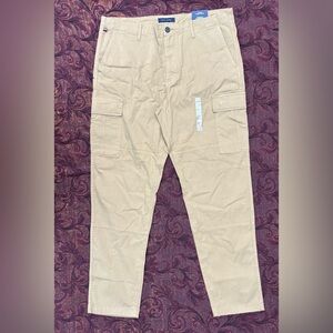 NWT Tommy Hilfiger Cargos